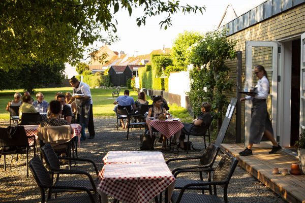 lovparken frokost smørrebrød ude sol gourmet bedste køge restauranten restaurant spisested